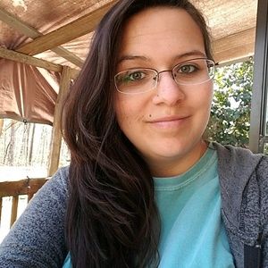 Meet your Posher, Joni